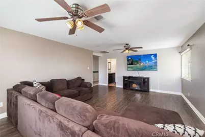 35594 Porcelain Court, Winchester, CA 92596 - Photo 20