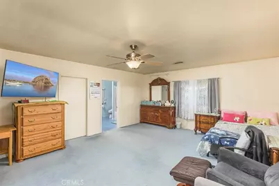 4423 Maplewood Place, Riverside, CA 92506 - Photo 10