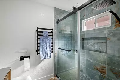 22731 Canyon Lake Drive, Canyon Lake, CA 92587 - Photo 20