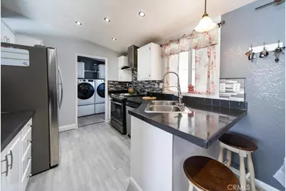 32900 Riverside Drive #63, Lake Elsinore, CA 92530 - Photo 14