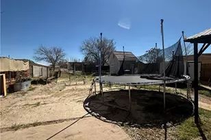 15763 Cottonwood, Victorville, CA 92395 - Photo 10