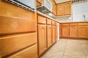 39675 Dijon, Murrieta, CA 92562 - Photo 14