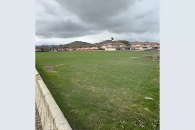 411 N Sanderson, Hemet, CA 92543 - Photo 2