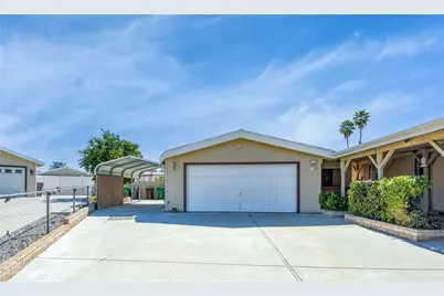 44607 Springwood, Hemet, CA 92544 - Photo 4