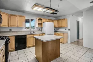 7565 Sherman Hoyt Ave, 29 Palms MCB, CA 92277 - Photo 8