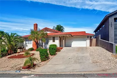 22082 Loch Lomond Drive, Canyon Lake, CA 92587 - Photo 4