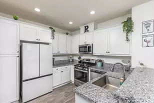 41976 Isadora, Murrieta, CA 92562 - Photo 8