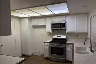 1885 Silver Oak, Hemet, CA 92545 - Photo 6