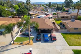 221 W Whittier Ave, Hemet, CA 92543 - Photo 1