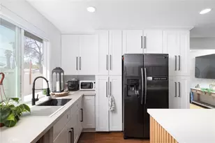 221 W Whittier Ave, Hemet, CA 92543 - Photo 12