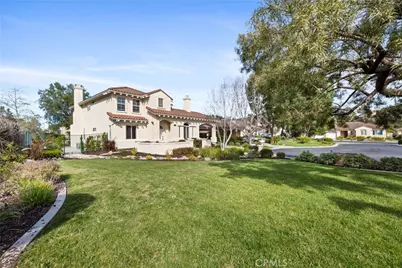 710 Greyfield Court, Fallbrook, CA 92028 - Photo 2