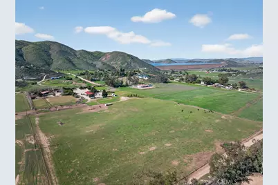 31420 Palm Avenue, Hemet, CA 92543 - Photo 2