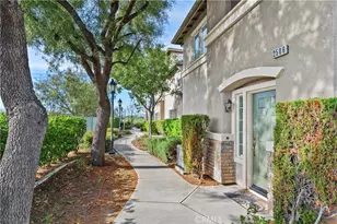 26409 Arboretum Way, Murrieta, CA 92563 - Photo 4