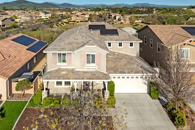 31784 Desert Holly, Murrieta, CA 92563 - Photo 2