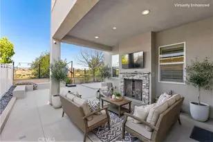 31784 Desert Holly, Murrieta, CA 92563 - Photo 2