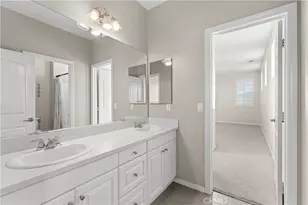 31784 Desert Holly, Murrieta, CA 92563 - Photo 30