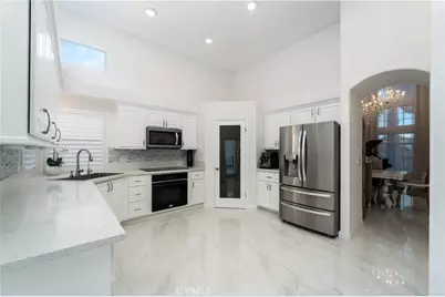 22640 Blue Teal, Canyon Lake, CA 92587 - Photo 8