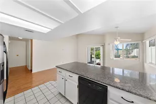 24333 Gitano Dr, Murrieta, CA 92562 - Photo 10