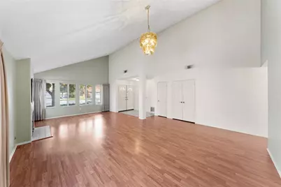 24333 Gitano Drive, Murrieta, CA 92562 - Photo 6