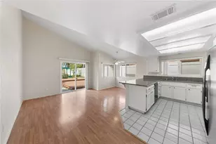 24333 Gitano Dr, Murrieta, CA 92562 - Photo 8