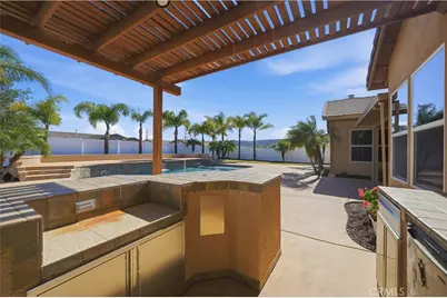 41732 Mesquite Lane, Murrieta, CA 92562 - Photo 10