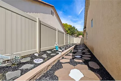 23457 Mountain Breeze, Murrieta, CA 92562 - Photo 32