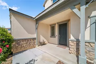 27490 Grand Teton Ct, Menifee, CA 92585 - Photo 2