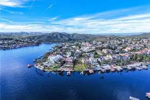 22226 San Joaquin Dr West Dr, Canyon Lake, CA 92587 - Photo 14