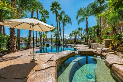 22166 W San Joaquin Drive, Canyon Lake, CA 92587 - Photo 62