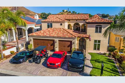 22166 W San Joaquin Drive, Canyon Lake, CA 92587 - Photo 2