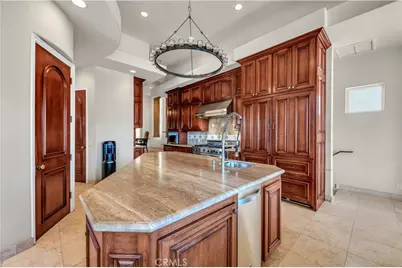 22166 W San Joaquin Drive, Canyon Lake, CA 92587 - Photo 18