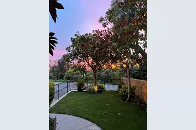 3200 Elm Avenue, Manhattan Beach, CA 90266 - Photo 2