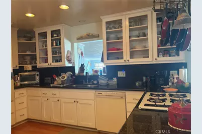 2257 Park, Hemet, CA 92544 - Photo 2