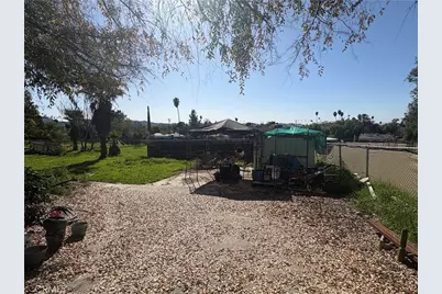 2257 Park, Hemet, CA 92544 - Photo 6