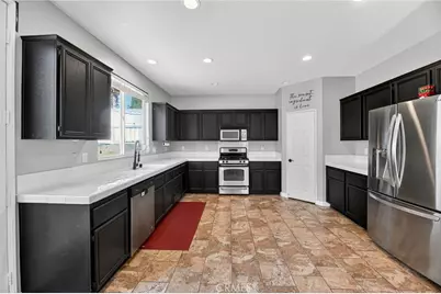 15145 Lighthouse Drive, Lake Elsinore, CA 92530 - Photo 18