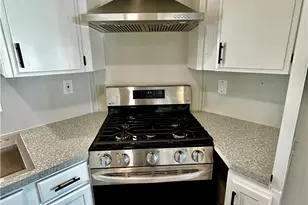 430 N Palm Ave, Hemet, CA 92543 - Photo 10