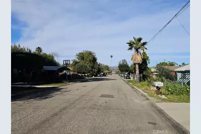 33124 Case, Lake Elsinore, CA 92530 - Photo 8