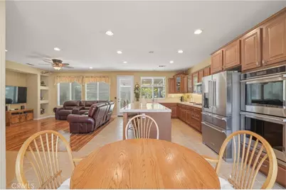 28245 Little Lake Court, Menifee, CA 92585 - Photo 10