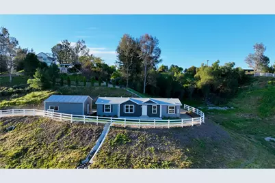 40589 Los Amantes, Temecula, CA 92592 - Photo 36