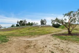 40589 Los Amantes, Temecula, CA 92592 - Photo 44