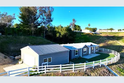 40589 Los Amantes, Temecula, CA 92592 - Photo 2