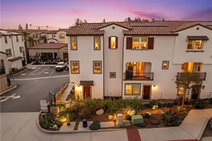 468 Carina Gln, Escondido, CA 92025 - Photo 1