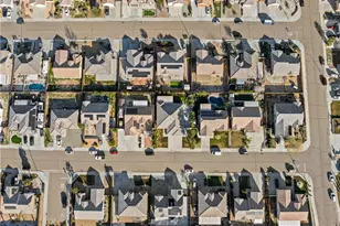 15592 Red Oak, Victorville, CA 92394 - Photo 46