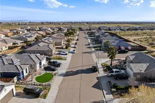 15592 Red Oak, Victorville, CA 92394 - Photo 50