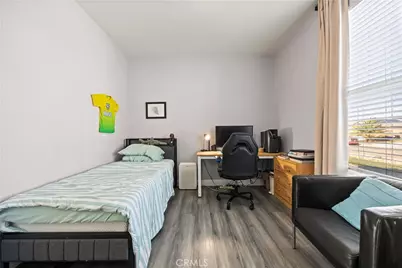 15592 Red Oak, Victorville, CA 92394 - Photo 22