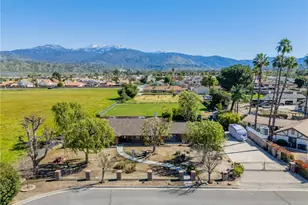 772 Smith, Hemet, CA 92544 - Photo 2