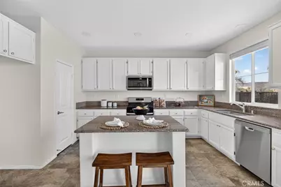 5996 Celeste, Hemet, CA 92545 - Photo 16