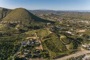 32465 Crooked Arrow, Wildomar, CA 92595 - Photo 22