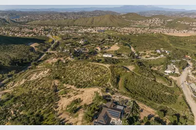 32465 Crooked Arrow, Wildomar, CA 92595 - Photo 20