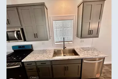 675 W Oakland Avenue #F7, Hemet, CA 92543 - Photo 14